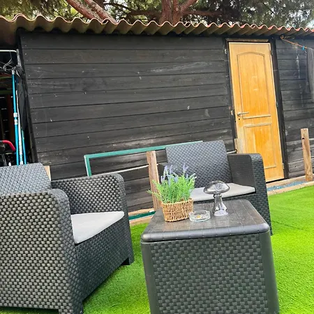 Lodge Surf Camp Ecologico Costa da Caparica